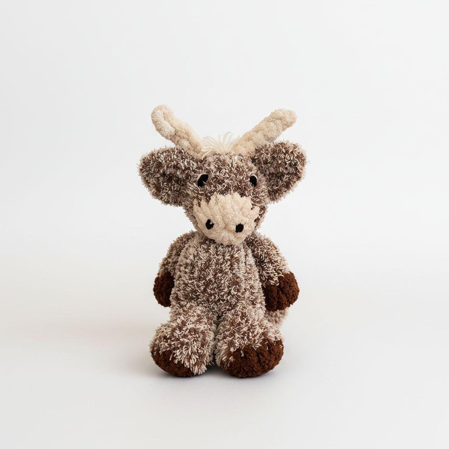 Handmade Knit Highland Cow Plush: Soft, Neutral Farm Toy