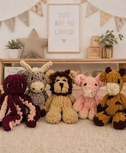 Handmade Crochet Giraffe Plush, Soft Amigurumi Stuffed Animal, Safari Nursery Decor